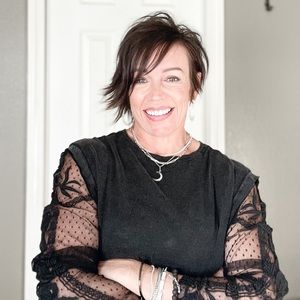 Meet your Posher, Cheri